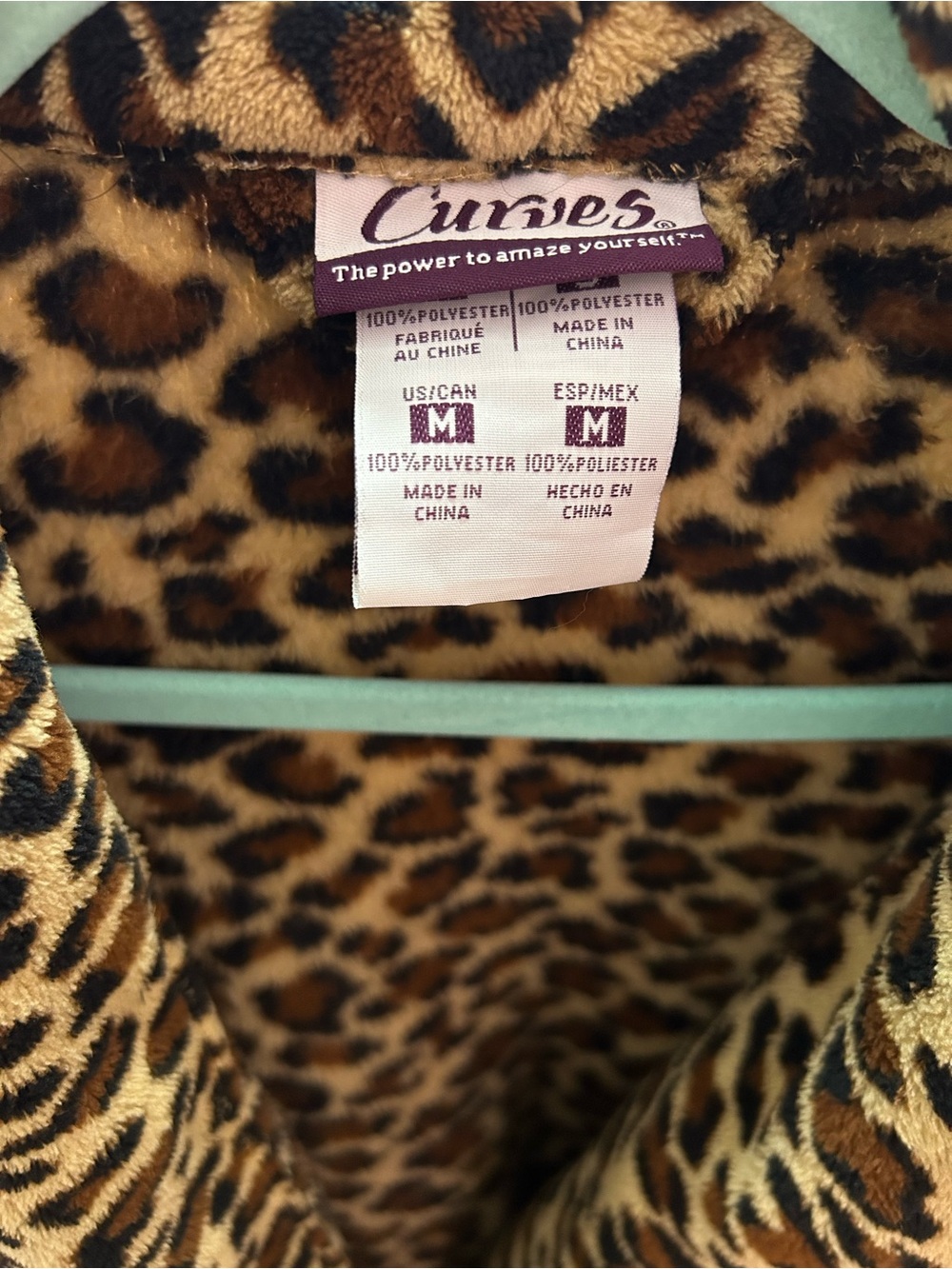 Leopard Print Plush Robe - Picture 4 of 5